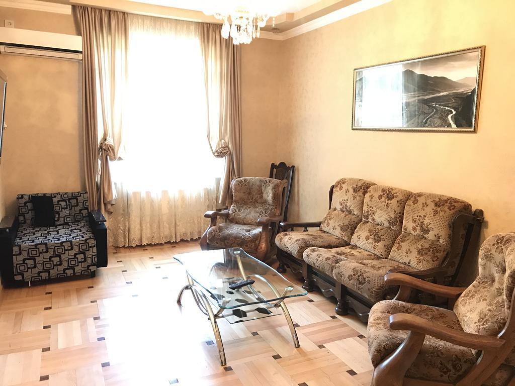 Io Apartment Tbilisi Eksteriør bilde